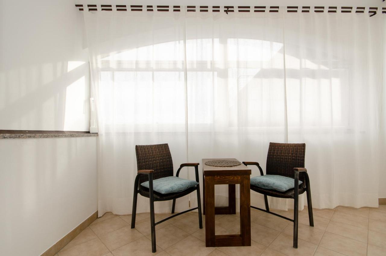 Apartments Villa Amfora Ровин Екстериор снимка